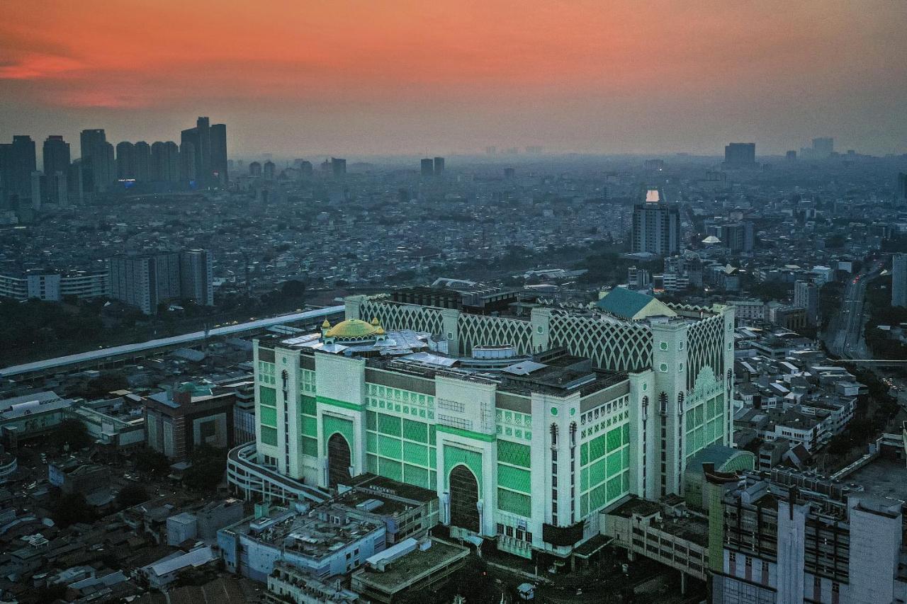 Yellow Bee Tanah Abang Jakarta Luaran gambar